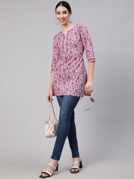 Women Pink Straight Tunic With Three Quaretr Sleeves