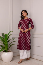 Women Burgundy Ethnic Printed Straight Kurta with Three Quarter Sleeves