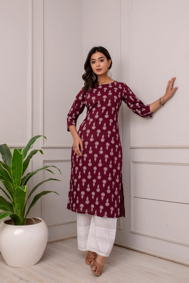 Women Burgundy Ethnic Printed Straight Kurta with Three Quarter Sleeves