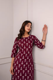 Women Burgundy Ethnic Printed Straight Kurta with Three Quarter Sleeves