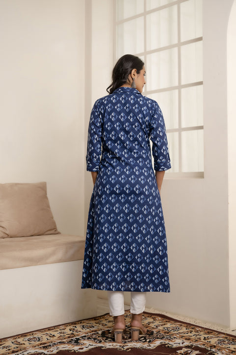 Women Blue Geometric Printed Straight Kurta With Three Quarter Sleeves