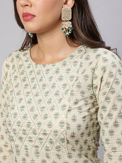 Women Cream Printed Straight Kurta With Three Quarter Sleeves