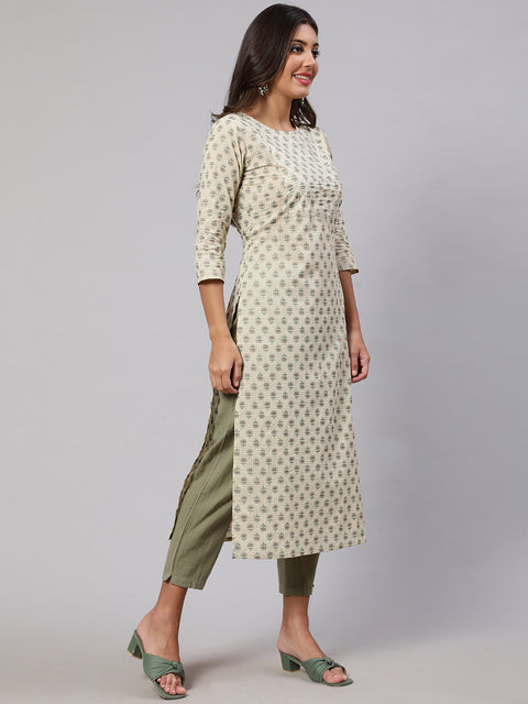 Women Cream Printed Straight Kurta With Three Quarter Sleeves