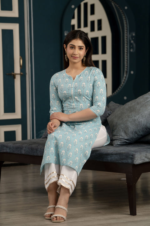 Women Blue Ethnic Printed Straight Kurta with Three Quarter Sleeves