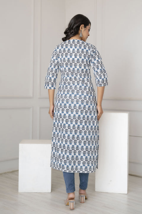 Women Off-White Printed straight Kurta With three qurter sleeves