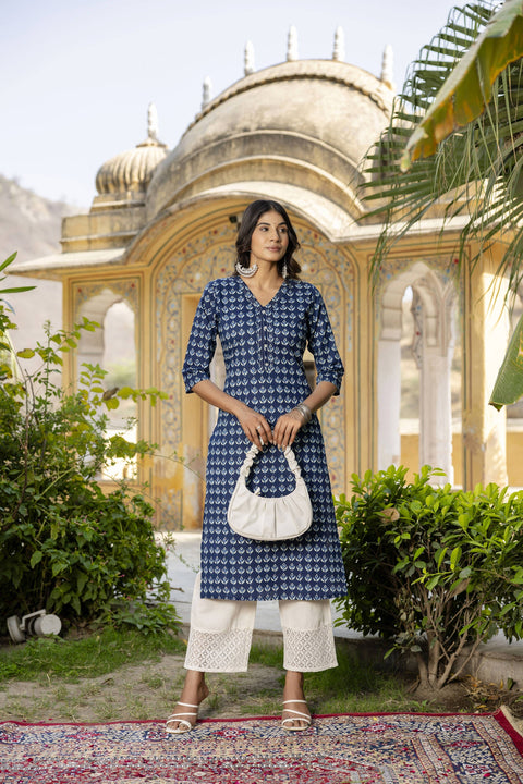 Women Blue Ethnic Printed Straight Kurta with Three Quarter Sleeves