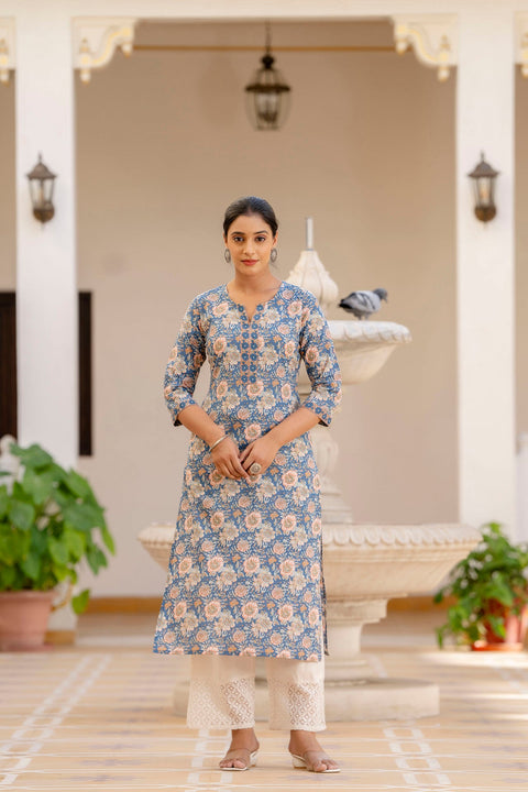 Women Blue Printed Straight Kurta with Three Quarter Sleeves