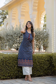 Women Navy Blue Printed Straight Sleeveless Kurta