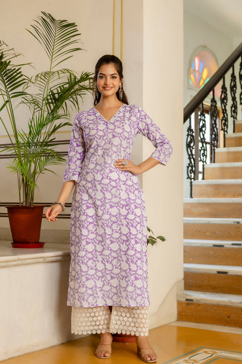 Women Purple Ethnic Printed Straight Kurta with Three Quarter Sleeves