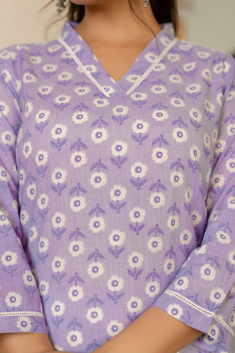 Women Purple Ethnic Printed Straight Kurta with Three Quarter Sleeves