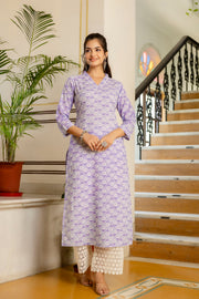 Women Purple Ethnic Printed Straight Kurta with Three Quarter Sleeves