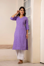 Women Purple Printed Straight Kurta with Three Quarter Sleeves