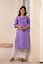 Women Purple Printed Straight Kurta with Three Quarter Sleeves