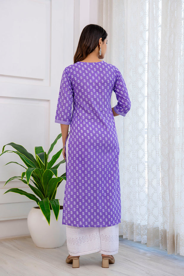 Women Purple Printed Straight Kurta with Three Quarter Sleeves