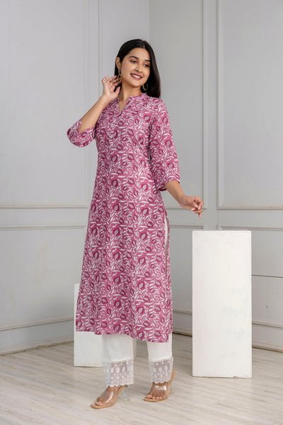 Mauve Printed Straight Kurta with Three Quarter Sleeves