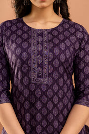 Purple Printed Straight Kurta with Three Quarter Sleeves