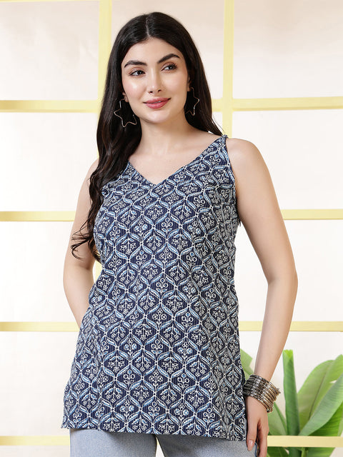 Women Blue Printed Straight Tunic