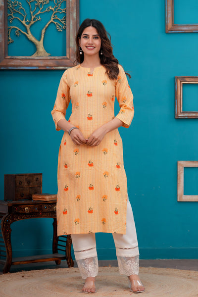 Women Orange Printed Straight Kurta with Three quarter sleeve