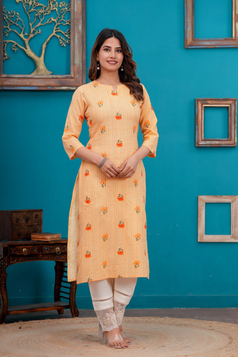 Women Orange Printed Straight Kurta with Three quarter sleeve