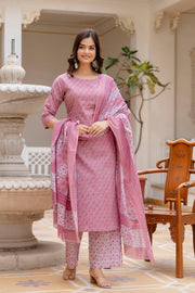 Women Pink Floral Printed Pure Cotton Kurta & Palazzos With Dupatta