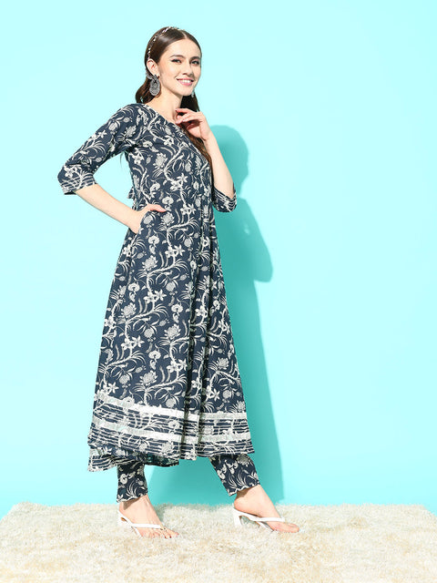 Women Grey Paisely Printed Anarkali Kurta With Trouser And Dupatta