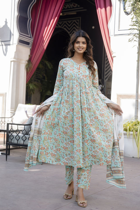 Women Green Printed Gathered Kurta And Trouser With Dupatta