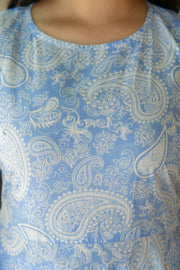 Women Blue Bandhani Printed Sleeveless Kurta