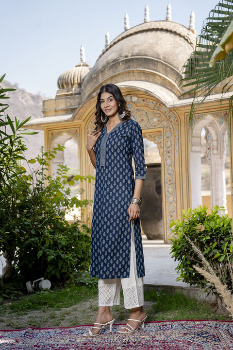 Women Blue Ethnic Printed Straight Kurta with Three Quarter Sleeves