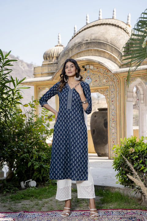 Women Blue Ethnic Printed Straight Kurta with Three Quarter Sleeves