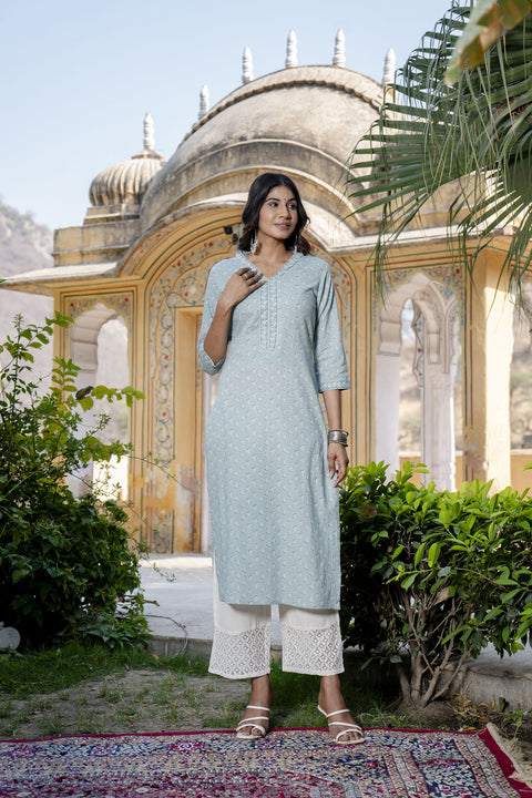 Women Green Ethnic Printed Straight Kurta with Three Quarter Sleeves