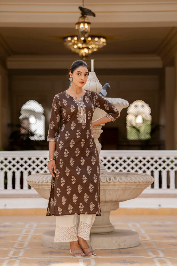 Women Brown Ethnic Printed Straight Kurta with Three Quarter Sleeves