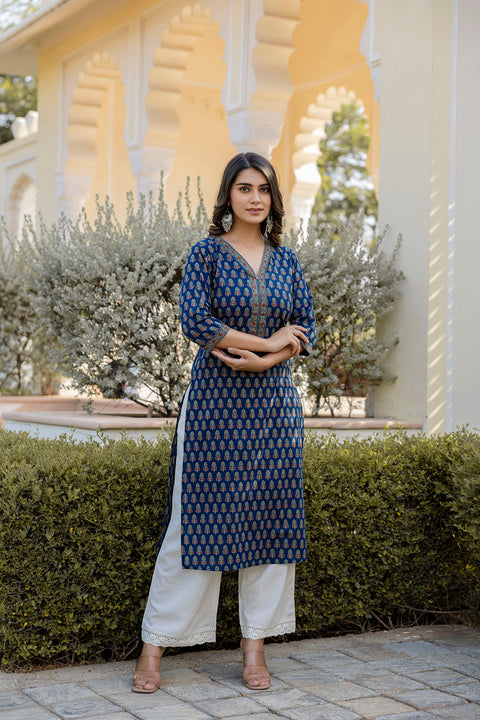 Women Blue Printed Straight Kurta with Three Quarter Sleeves