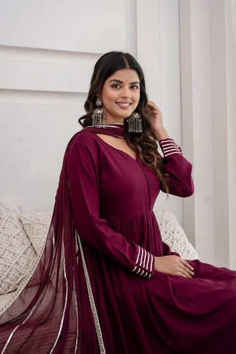 Women Burgundy Anarkali Kurta And Trouser With Dupatta