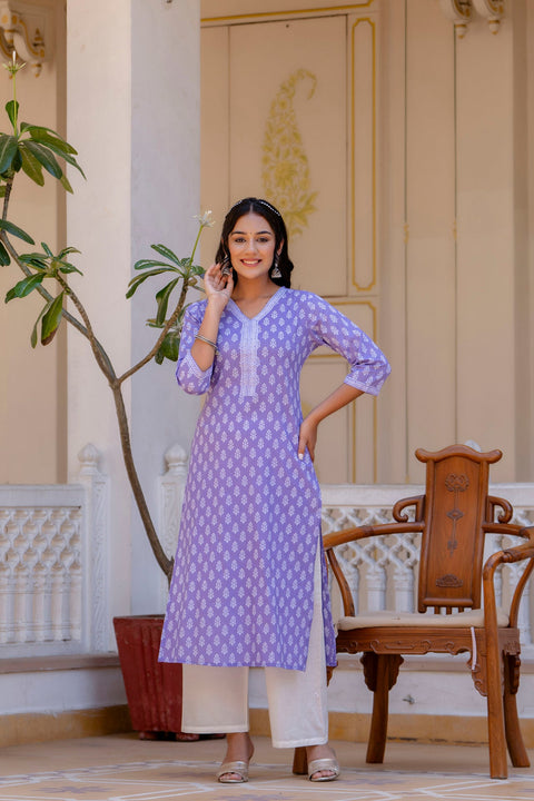 Women Purple Ethnic Printed Straight Kurta with Three Quarter Sleeves