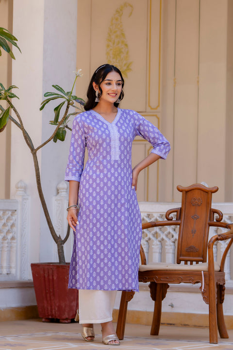 Women Purple Ethnic Printed Straight Kurta with Three Quarter Sleeves