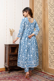 Women Blue Floral Printed Anarkali Kurta And Trouser With Dupatta