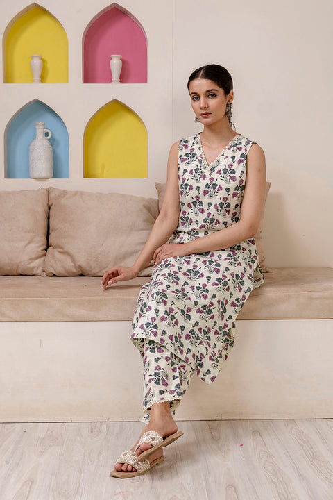 Women Off White Printed Straight Kurta With Trouser