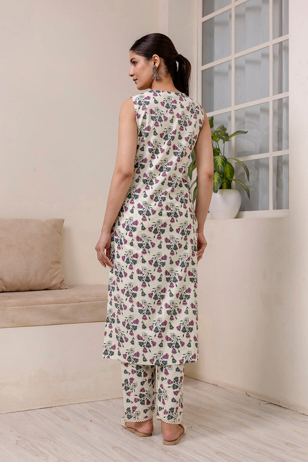 Women Off White Printed Straight Kurta With Trouser