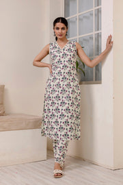 Women Off White Printed Straight Kurta With Trouser