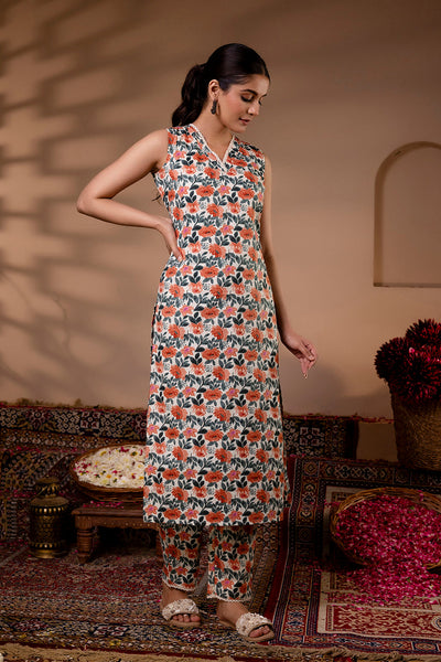 Women Off White Printed Straight Kurta With Trouser