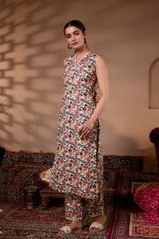 Women Off White Printed Straight Kurta With Trouser