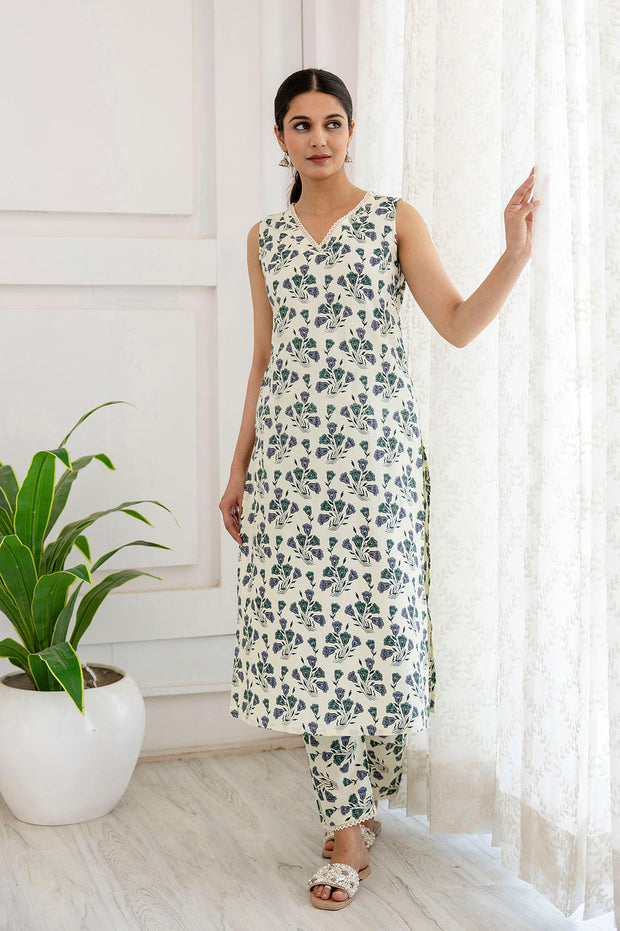 Women Off White Printed Straight Kurta With Trouser