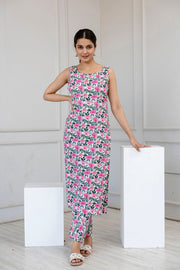 Women Off White and Pink Printed Straight Kurta With Trouser