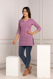 Women Purple Printed Straight Tunic