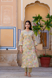 Women Green Printed Straight Kurta And Trouser With Dupatta