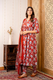 Women Maroon Floral Printed Anarkali Kurta And Trouser With Dupatta