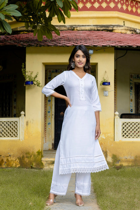 Nayo Pure White Straight Kurta Set With Printed Dupatta