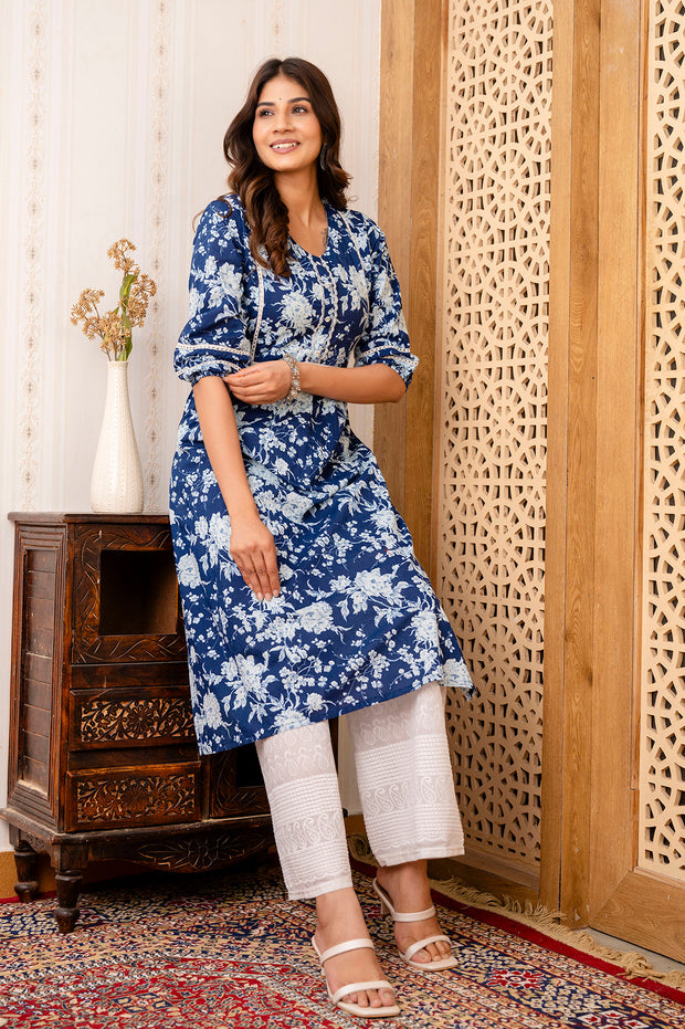 Nayo Navy Blue Printed Straight Kurta with Three Quarter Sleeves