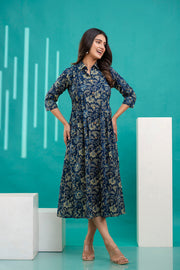 Women Blue Printed Flared Dress With Three quarter Sleeves