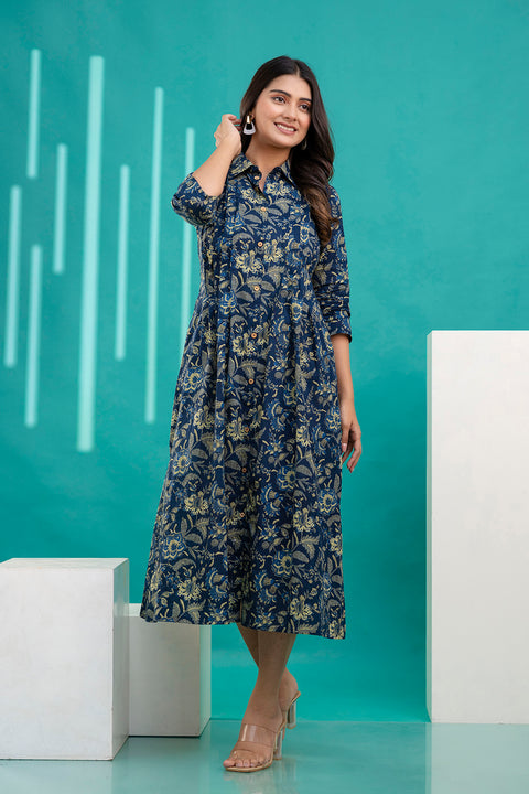 Women Blue Printed Flared Dress With Three quarter Sleeves